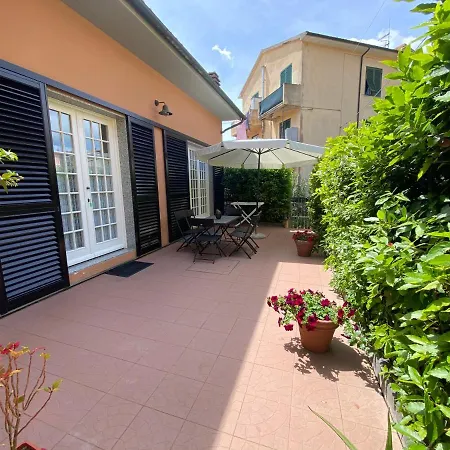 Casa Antonella Appartement Porto Azzurro Buitenkant foto